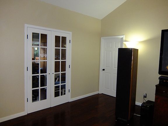 5th image of 9004 Jolly Hollow Dr