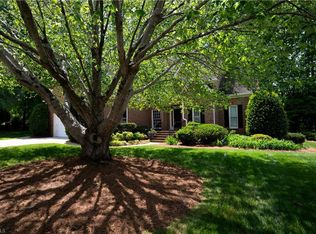 1 Regal Ct, Greensboro, NC 27410