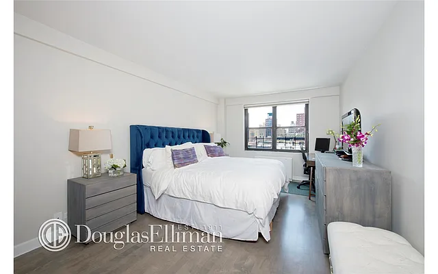 Sold by Douglas Elliman | media 3