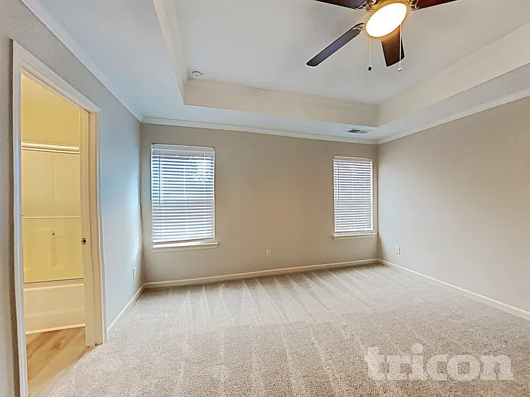 514 Lobdale Falls Dr — Photo 6