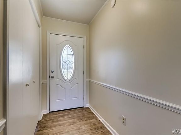 3rd image of 4630 22nd St