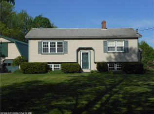 352 Williams Rd, Newport, ME 04953