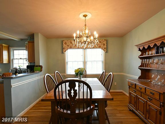 4th image of 5704 Broadmoor St