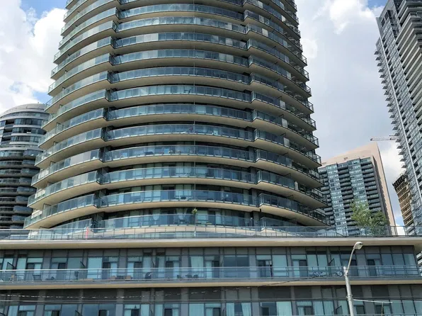 2230 Lake Shore Blvd W, Toronto, ON