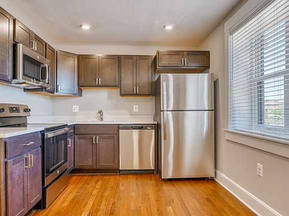 3rd image of 3100 Greenmount Ave #7