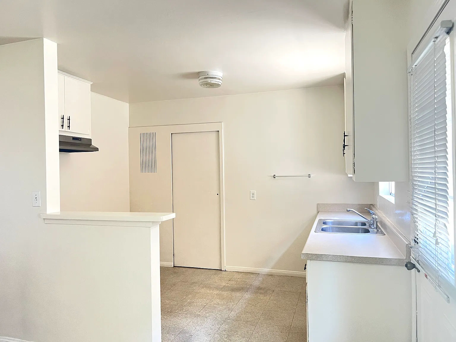 2 bed, $2,200 — Photo 2