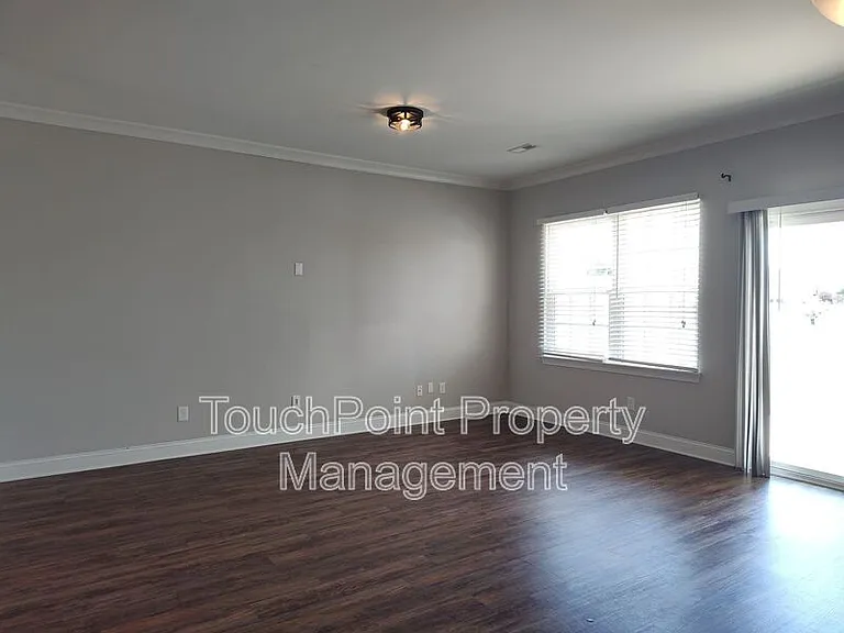 321 Halton Crossing Dr SW — Photo 7