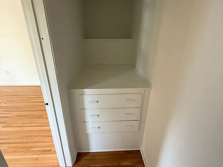 616 W Foster Ave — Photo 19