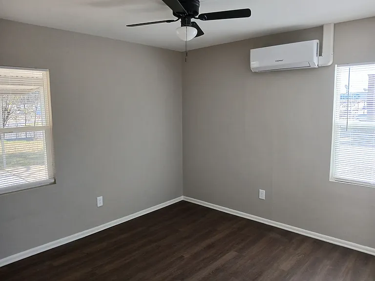 2940 Letourneau Dr — Photo 14