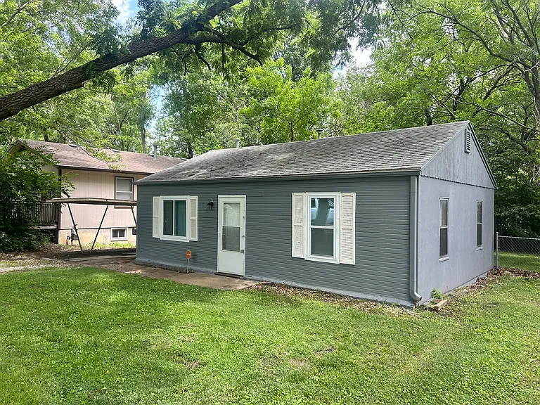 1808 SW Hope St — Photo 1