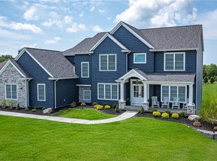 3959 Wheatfield Xing, Wheatfield, NY 14120