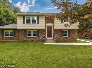 12727 Cedar Hills Dr, Hagerstown, MD 21742