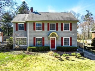 1236 Sunset View Dr, Akron, OH 44313