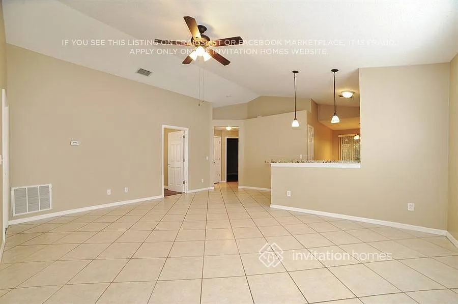 818 Cape Cod Cir Valrico, FL 33594 — Photo 3