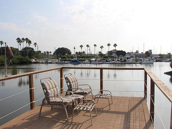 5th image of 1308 S Riverside Dr #1308
