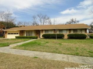 131 Meadowood Ln, San Antonio, TX 78216