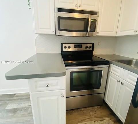 3rd image of 619 Euclid Ave APT 3C