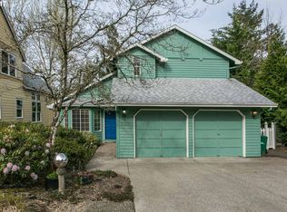 8323 SW 47th Ave, Portland, OR 97219