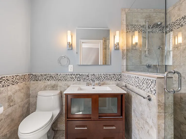 20 Egmont St #4 — Photo 11