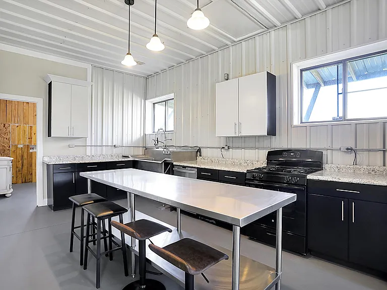 940 W 1090 N — Photo 11