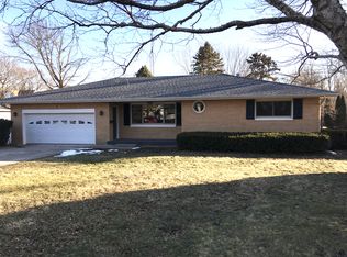 304 W North St, Colfax, IL 61728