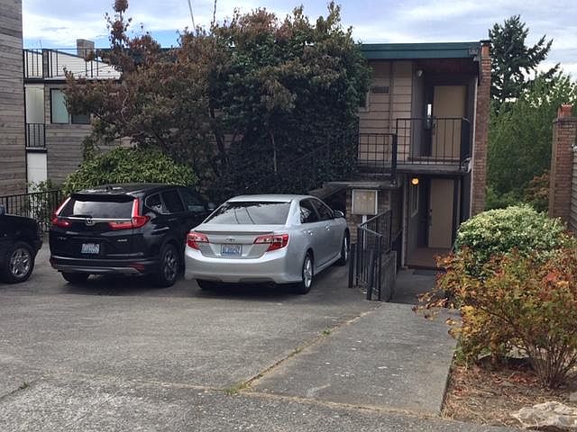1st image of 2049 13th Ave W APT 3