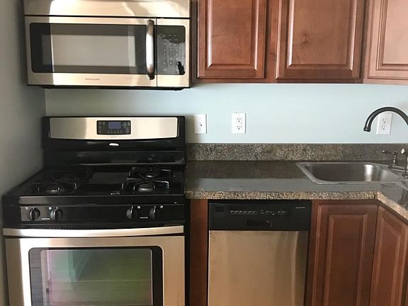 2nd image of 444 Stanley Ave