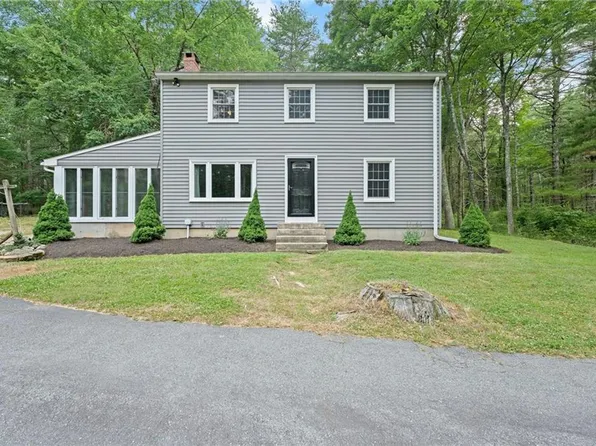 35 Hallville Rd, Exeter, RI 02822