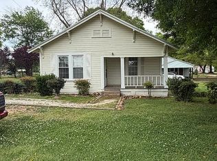 1200 W Park St, Sylacauga, AL 35150