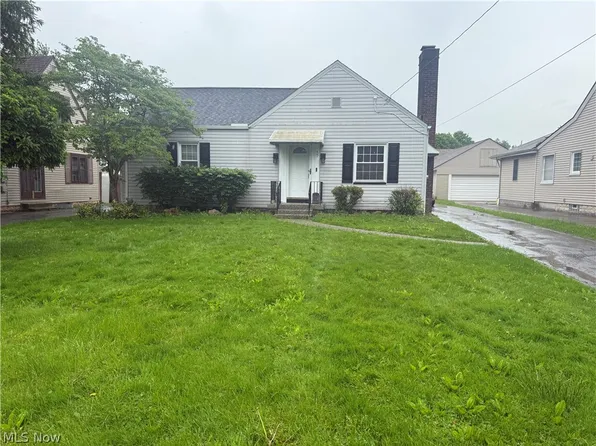 57 Leighton Ave, Youngstown, OH 44512