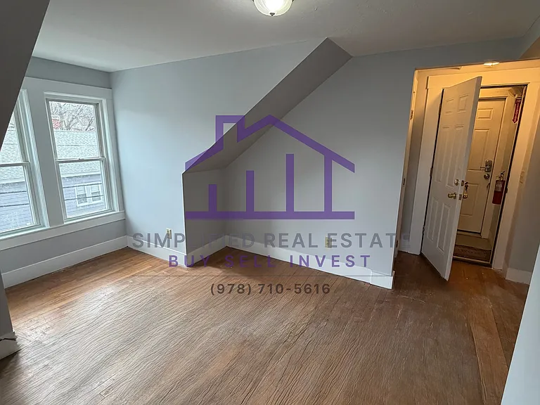 159 Park St #6 — Photo 6