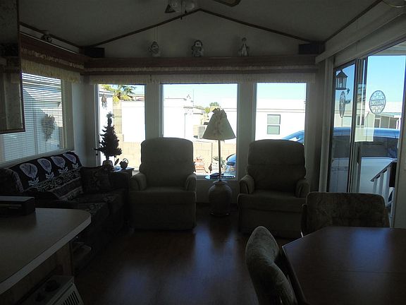 5th image of 10276 S Summer Ave