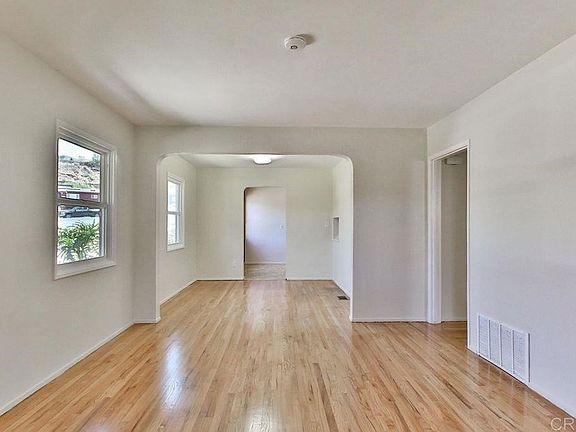 5th image of 6441 Malcolm Dr