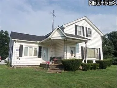 7184 Millway Rd NE photo 1