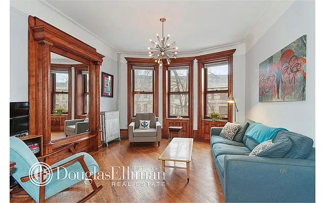 Sold by Douglas Elliman | media 10