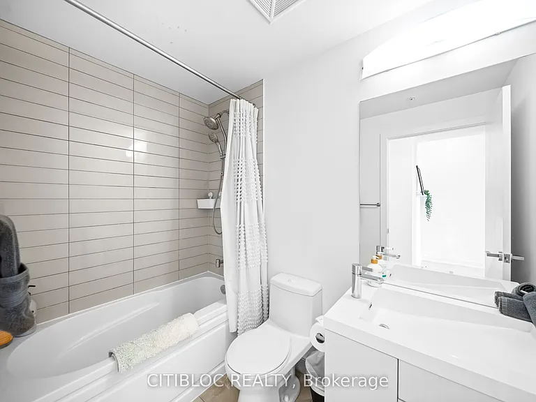 30 Nelson St #2807 — Photo 26