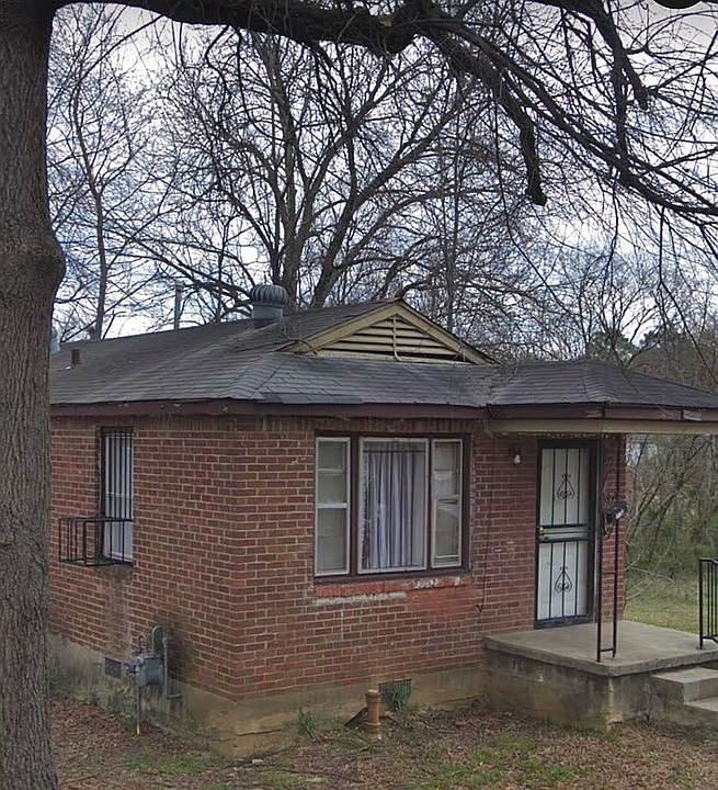 1st image of 276 Weaver Ave