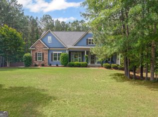 68 Timber Creek Estates Dr, Sharpsburg, GA 30277