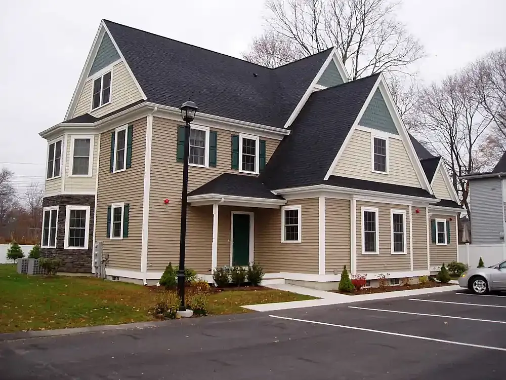 395 Brown St./153 South Main Street — Photo 2