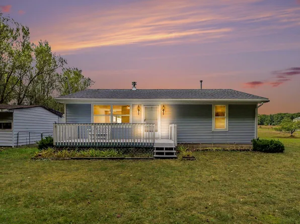 7483 Twin Lake Rd NE, Mancelona, MI 49659