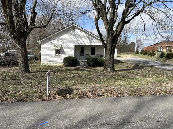 105 Shannon Ln, Springfield, TN 37172