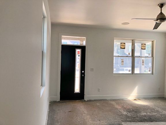 3rd image of 207 S Ohio Ave