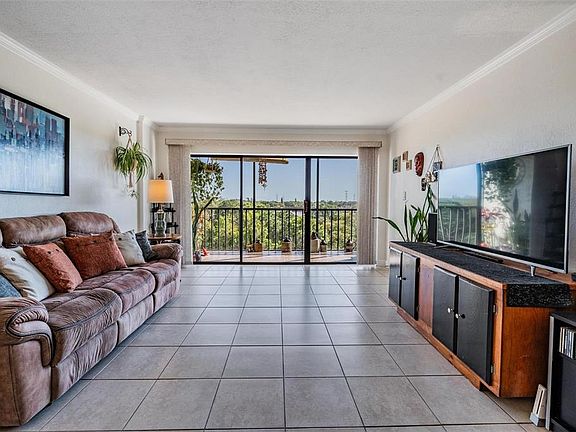 3rd image of 2900 COVE CAY DRIVE #7B