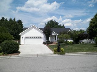 806 Alta Cir, Salem, VA 24153