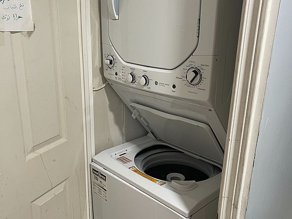3rd image of 62 Iangrove Ter #Basement