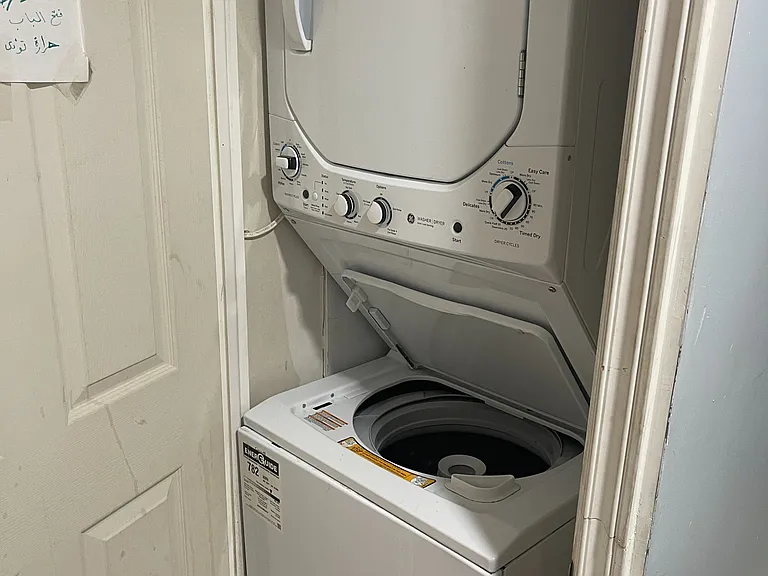 62 Iangrove Ter #BASEMENT — Photo 3