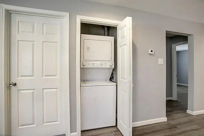 3801 Broyles St — Photo 9