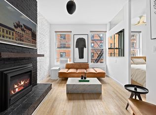 310 W 18th St APT 3A, New York, NY 10011