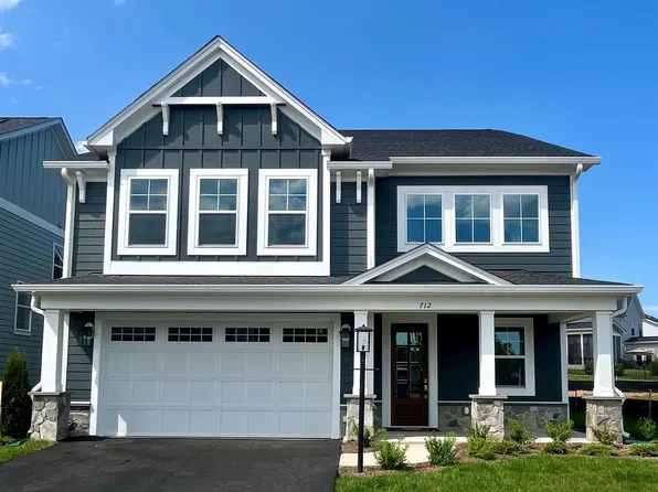 712 Arboleda Dr, Crozet, VA 22932