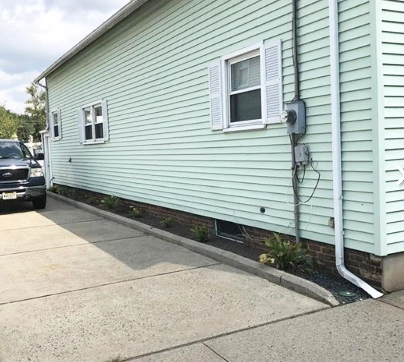 3 bed, 1714 sqft, $3,200 — Photo 2